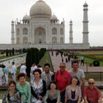 Delhi to Taj Mahal Same Day Private Tour with Lunch - Detailed Breakdown of the Experience
