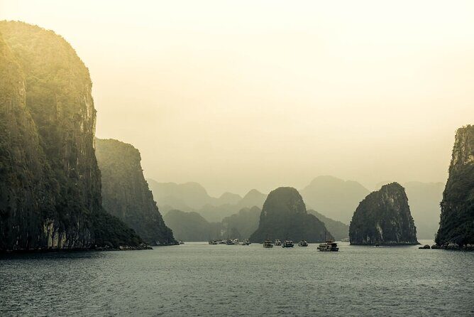 Deluxe Group - Halong Bay Full Day Tour From Hanoi Including Lunch - Exploring a Floating Village: A Peek into Local Life