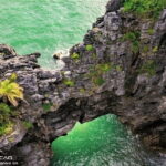 Discover Lan Ha Bay Viet Hai Village Hike to Ha Long bay - Climbing Navy Peak: Breathtaking Panoramas