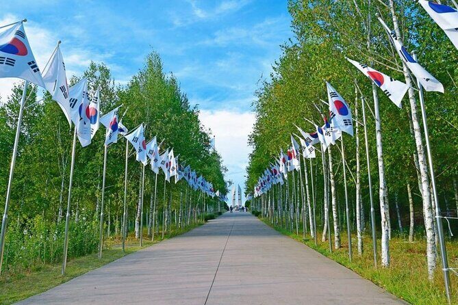 DMZ(Demilitarized Zone-Infiltration Tunnel) with North Korean Food - Transportation, Guide, and Food