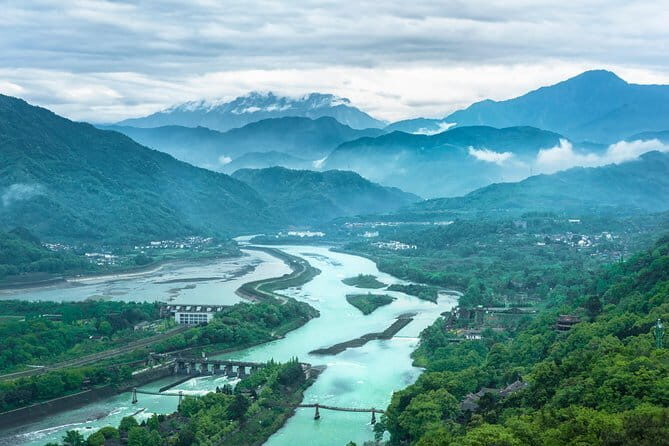 Dujiangyan Irrigation system and Sanxingdui Chinese "pyramid" museum Day-Trip - What’s Included & What to Keep in Mind