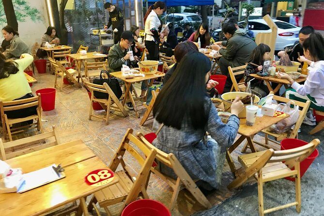 Eat and Live Like a Local: 4-Hour Local Life Experience and Street Food Tasting - What to Expect from the 4-Hour Chengdu Experience