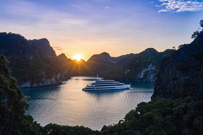 Elite Of The Seas Cruise Halong Bay 3 Day/2Night 6 Star Cruise - What Travelers Are Saying