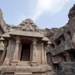 Ellora caves and 3 Sightseeing Tour - Daulatabad Fort: A Historical Marvel