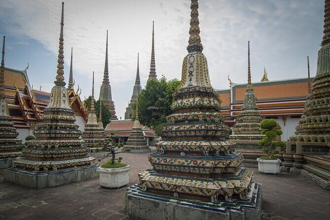 Enjoy with Baiyoke Sky Buffett Dinner - Bangkok - Who Should Book This Experience?