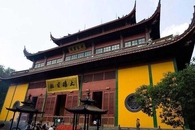 Essential Hangzhou City Sightseeing Private Day Tour - Tea Culture at Longjingshan