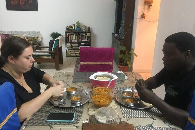 Experience Indian Food: Learn To Cook In Agra with full meals - Who Would Love This Experience?