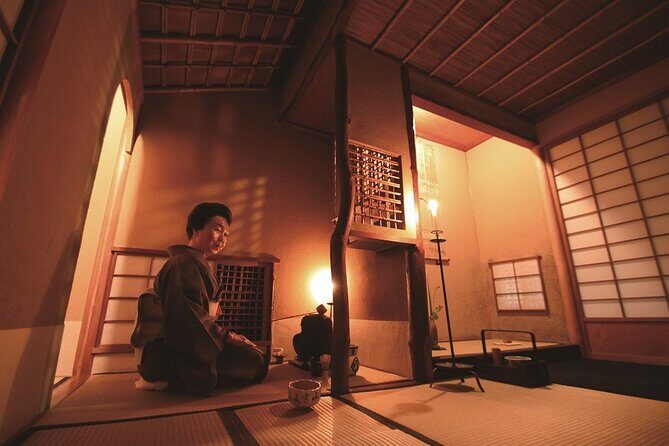 Experience Japan's Traditional Culture Night Tour in Kyoto - Authenticity and Value