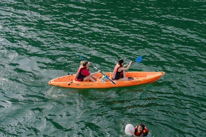 Experience Lan Ha Bay: Half-Day Boat Trip, Kayaking, and Sunset - Authentic Insights from Reviewers