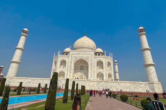 Explore Agra in a day: Delhi to Taj Mahal by car - In-Depth Breakdown of the Itinerary