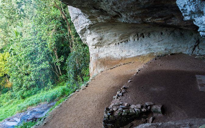 Explore Belilena Cave from Colombo - The Scenic Drive: Tea Estates, Rubber Plantations, and Waterfalls