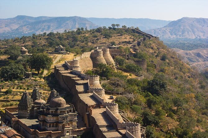 Explore Ranakpur Temple and Kumbhalgarh Fort from Udaipur with Jodhpur Drop - Who is this tour best suited for?