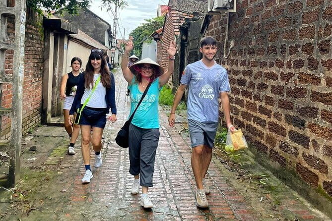 Explore the Charm of Duong Lam Ancient Village -Small Group Tour - Practical Details