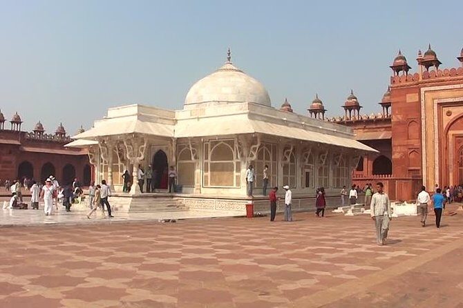 Fatehpur Sikri Guided Tour beyond routine - Authentic Insights from Reviewers