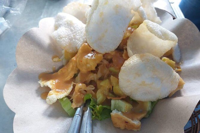 Female Driver / Taste The Unique Indonesia's Street Food - An In-Depth Look at the Bali Street Food Tour