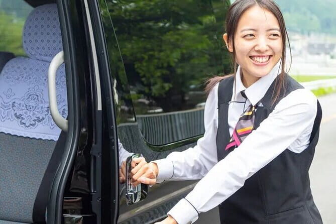 Fukuoka Airport to from Fukuoka City Private Taxi Transfers - Meeting Points and Pick-up Locations