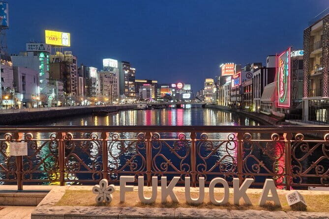 Fukuoka Evening Tours: Yatai, Izakaya, Karaoke and more - Exploring Tenjin: The Shopping and Entertainment Hub