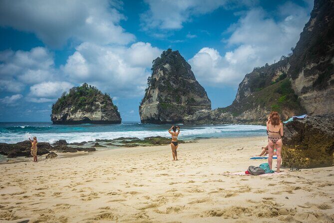 Full-Day East Nusa Penida Tour Including Speed Boat from Bali - Visiting the Beaches and Scenic Spots