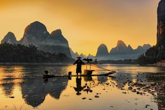 Full-Day Guilin Li-River Cruise with 3 star boat and Fisherman Sunset Show Tour - Strolling Through Yangshuo and West Street