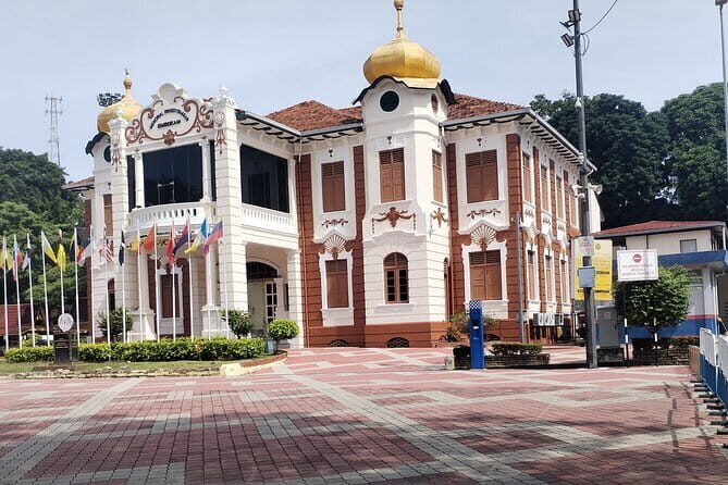 Full Day Malacca Tour from Kuala Lumpur - Authentic Experiences and Reviewer Insights