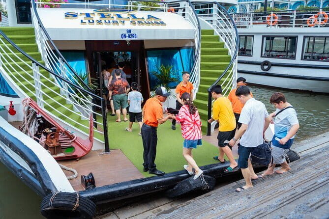 Full-Day Tour Explore Halong on Luxury Stella Marris | 5 Star - Who Will Love This Tour?
