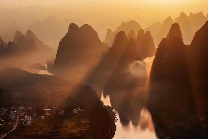 Full-Day Yangshuo Sunrise and Li-River cruise with the 3 Star Boat Private Tour - Who Should Consider This Tour?