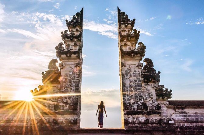 Gates to Heaven - Lempuyang Tour - Starting with the Icon: Lempuyang Temple