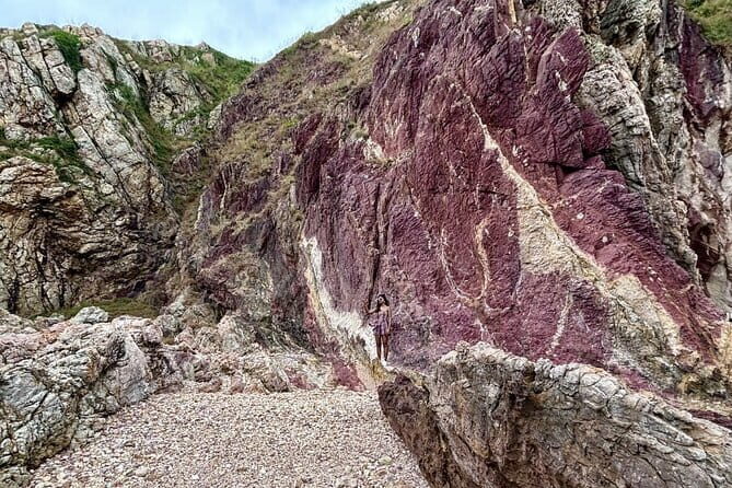 Geopark Red Coast Hopping Tour in Hong Kong - Exploring Hong Kong’s Geology: A Closer Look at the Itinerary