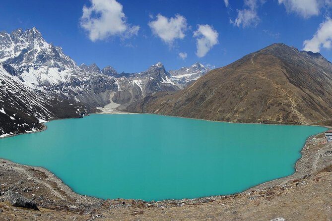 Gokyo Valley Trek - 13 Days - Accommodation and Transport: Comfort in the Himalayas