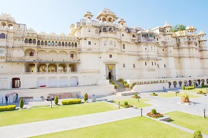 Golden Triangle Tour with Udaipur - Transportation & Accommodation Insights