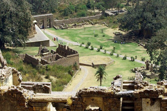 Guided Day Trip to Abhaneri & Haunted Bhangarh from Jaipur - Why This Tour Offers Good Value