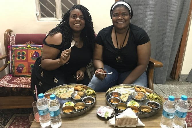 Guided Jaipur City Tour With Optional Family Dinner - The Practical Side: Transportation, Guides, and Value