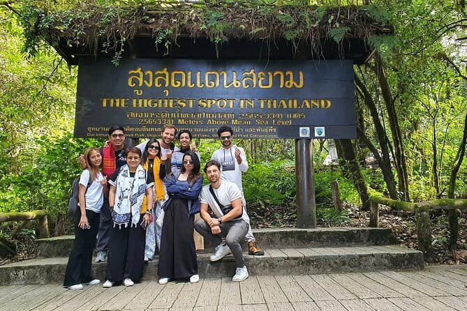 Guided Tour to Doi Inthanon, Waterfalls and Hill Tribe Market - FAQs