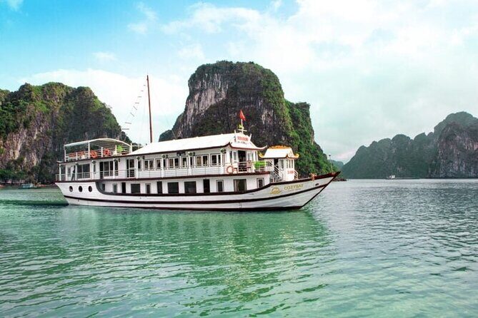 Guided Tour to Ha Long Bay for 3 Days and 2 Nights - Who Will Appreciate This Tour?