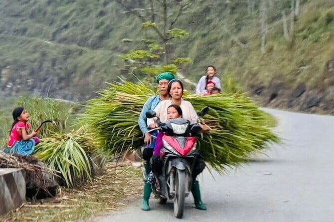 Ha Giang Loop Tour Motorbike 3 Days 2 Nights - Arrival at Ha Giang: A Gateway to the Mountains