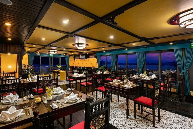 Ha Long Bay & Lan Ha Bay 2D1N Tour from Hanoi with Pickup - In-Depth Look at the Itinerary