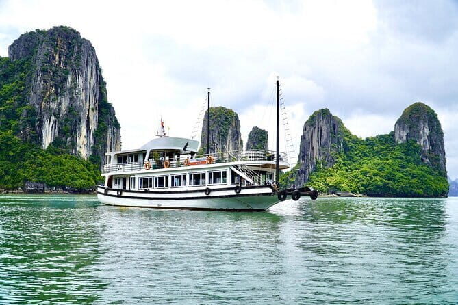 Half Day Explore Halong Bay With Lunch Cave Island and Kayaking - Authentic Experiences from Past Travelers