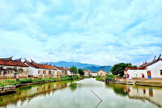 Half Day Trip to the Amazing Daimei Ancient Village from Xiamen - Transportation and Comfort