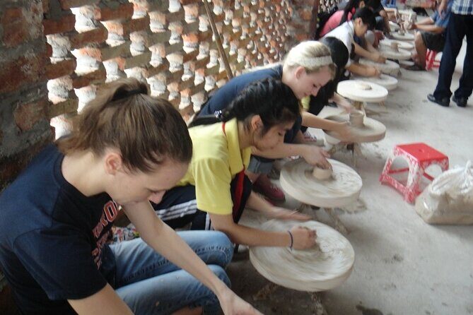 Half day Visit Bat Trang and Le Mat Traditional Village - What to Expect in Terms of Logistics