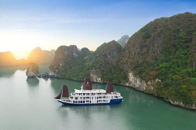 Halong Bay 3 Days 2 Nights - By 4 Star Cruise - Food and Dining Experience