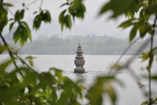 Hangzhou City Tour With Alibaba Visiting From Shanghai by Bullet Train - Exploring West Lake: The Heart of Hangzhou