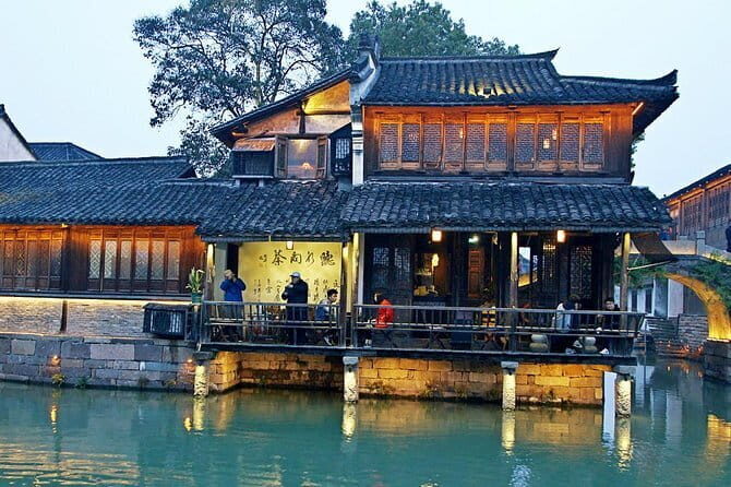Hangzhou Private Tour to Wuzhen Water Town with Lunch or Dinner - Who Should Consider This Tour?