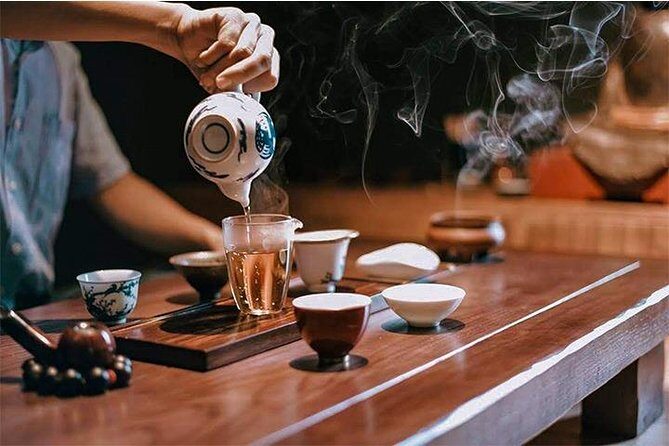 Hanoi Buddhism Full Day Tour - Find peace in the hustle Hanoi - Savoring a Traditional Vegetarian Lunch