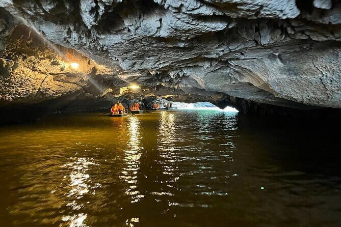 Hanoi: Full-Day Trip to Hoa Lu, Tam Coc, Biking, Boating & Lunch - Analyzing the Value and Practicalities