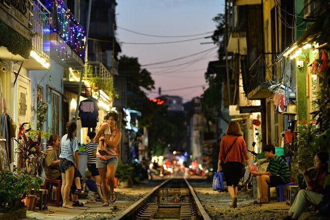 Hanoi Old Quarter Private Walking Tour and Hidden Gems - The Unique Charm of Train Street