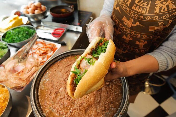 Hanoi Street Food Tour - Cultural Stop at Bach Ma Temple