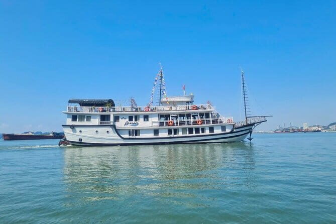 Hanoi- Untouched Ha Long & Bai Tu Long Bay 2 Days 1 Night Cruise - Who Is This Tour Best For?