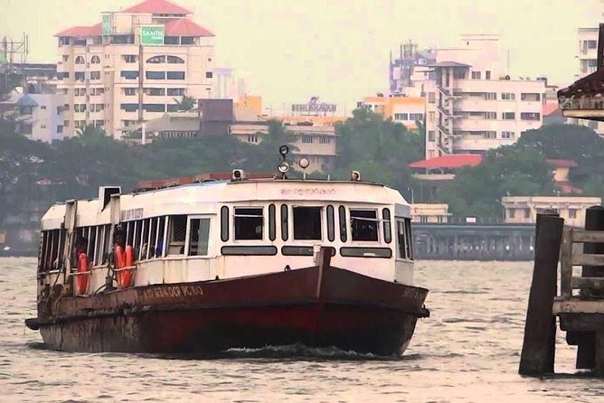 Highlights of Cochin Group Tour by Local Ferry ,Tuc-Tuc ,Local Bus and Foot . - What Travelers Should Know