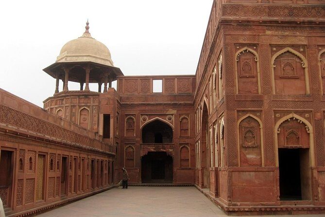 Highlights of the Agra (Guided Full Day Sightseeing City Tour) - FAQ