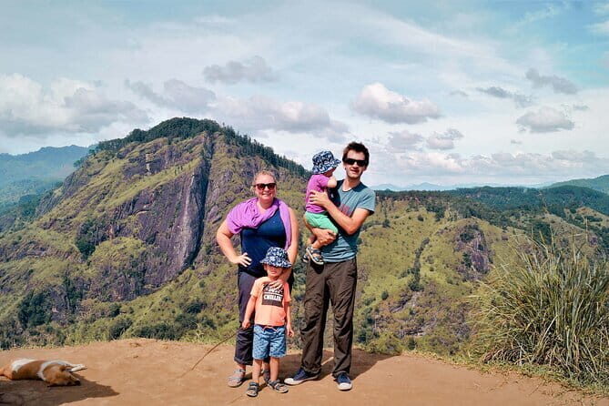 Hike to Ella Rock - The Experience in Detail: What to Expect